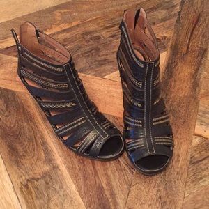 Pikolinos high heels